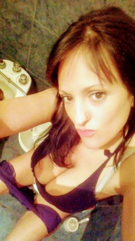 Abril zo vIP