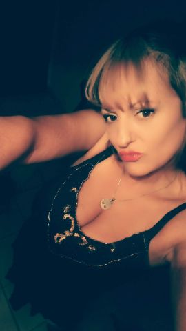 Abril zo vIP