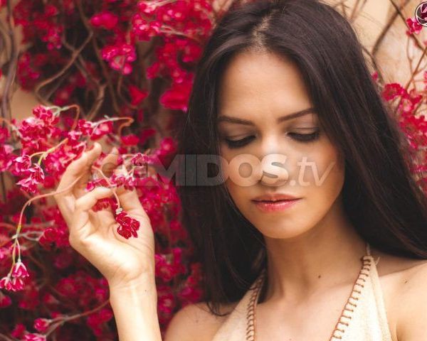 Atendo em local próprio ou hotéis, motéis e a domicílio desde que o cliente pague o uber de ida e volta. A Massagem Tântrica é voltada para todos os públicos; homens e mulheres. Quando bem aplicada por alguém capacitado e experiente, a experiência pode ser muito gratificante, é uma bela surpresa! Faz com que o indivíduo consiga entrar em um estado alterado de consciência de extremo relaxamento. Vigorosa, prazerosa e principalmente terapêutica, essa massagem se difere das demais massagens. Porque além de expandir a visão e percepção do que realmente é sexualidade e prazer. Você pode degustar de um total relaxamento físico e mental em níveis diferentes do que estão acostumados a sentir em uma relação sexual. Aqui o seu bem estar e equilíbrio é vem em primeiro lugar. Abra a sua mente! Experimente!Cachê: R$ 350,00 – Sessão de 90 minutosFlat equipado com aquecedor, tolhas de banho, ducha, sabonetes, shampoo, etc.