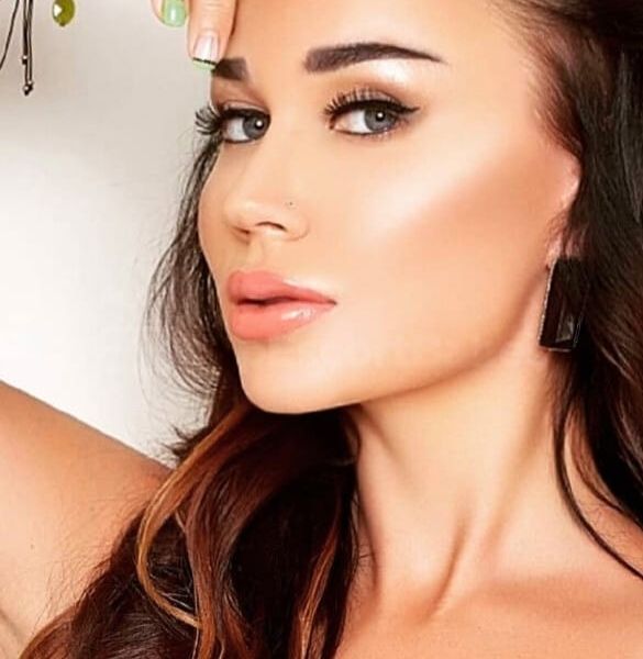I don’t accept Everyone !(im sorry if I don’t answer you)!! Not agency!!! Here no 2,3,5,6 girls ok? Hello gentleman. My name is Eva and I am in Turkey Istanbul , so welcome and look forward to hot hugs, passion, sex and dirty talk , erotic massage … I am a very passionate lioness.. sex sometimes hard, but also more gentle with a bite. I have already forgotten what my lips and tongue taste like. Can you remind me? could you do it for me? I hope to enjoying every will not be disappointed. I give you a very enjoyable actions to make you feel completely relaxed! Only for Educated Genlemen